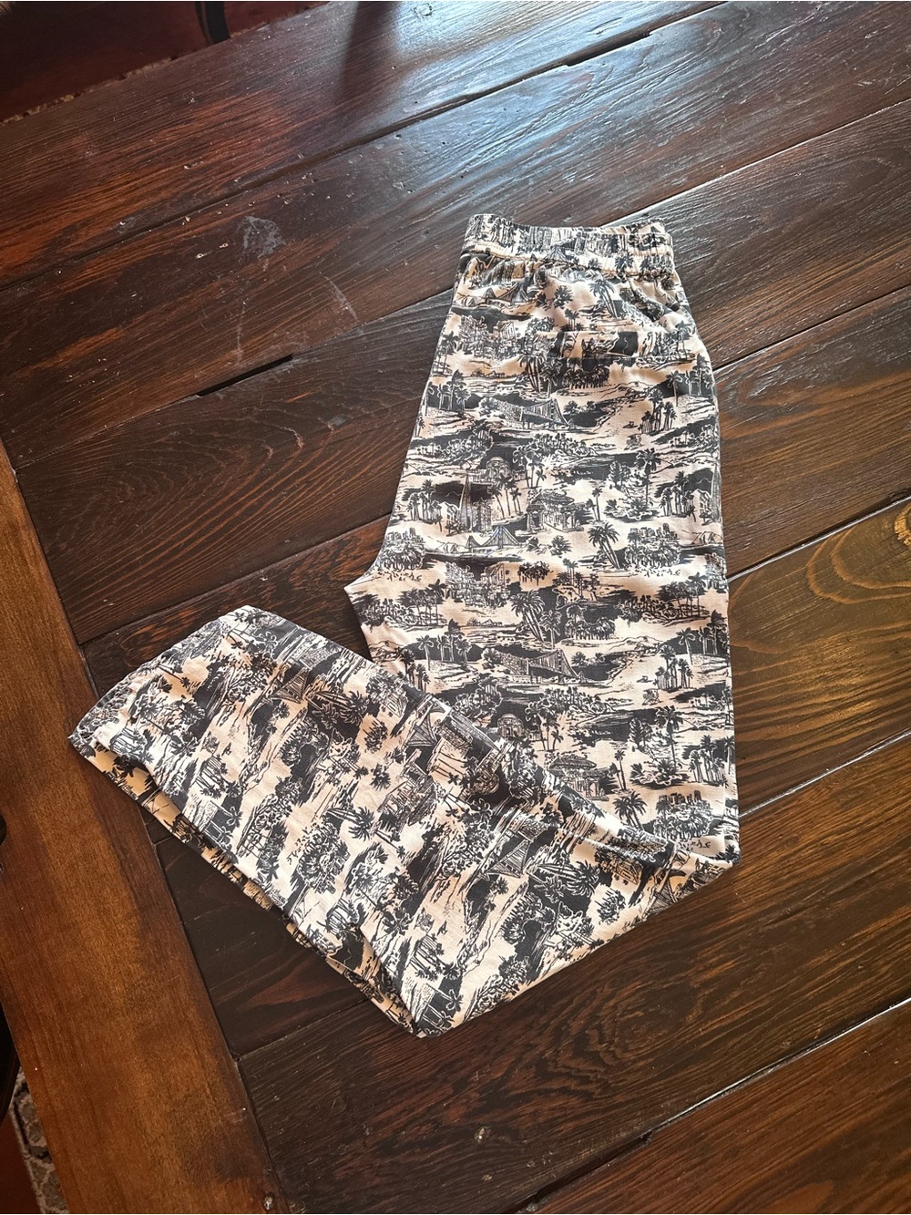 Marine Layer Black & White Scenic Print Cropped Pants